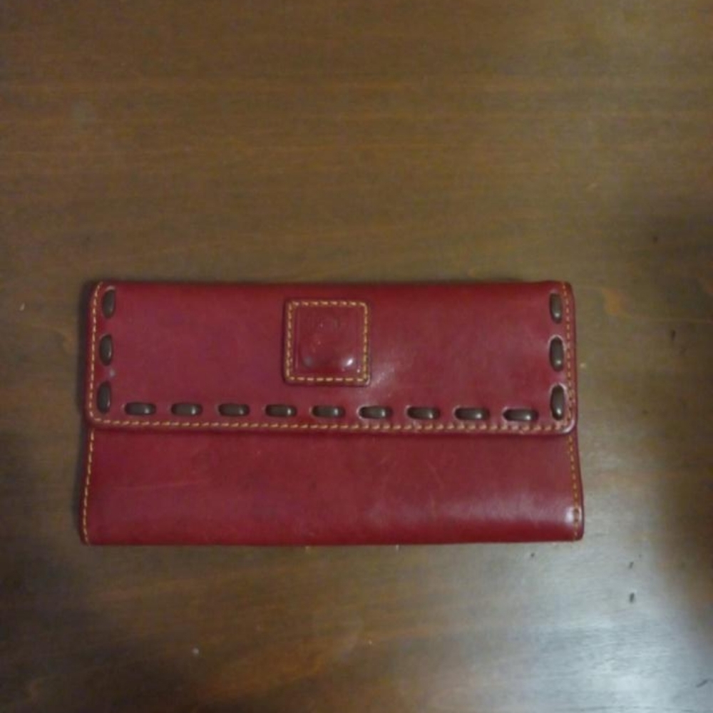 Dooney & Bourke Florentine Wallet